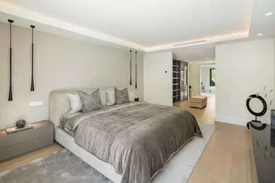 Detached Villa in Nueva Andalucía