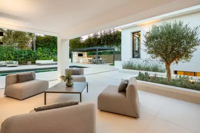 Detached Villa in Nueva Andalucía
