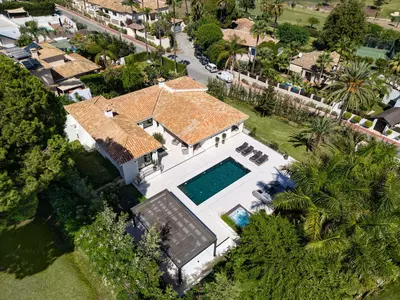 Detached Villa in Nueva Andalucía