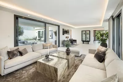 Detached Villa in Nueva Andalucía