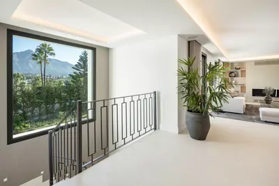 Detached Villa in Nueva Andalucía