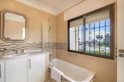 Detached Villa in Estepona