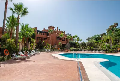 Ground Floor Apartment in Nueva Andalucía
