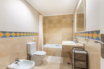 Middle Floor Apartment in Nueva Andalucía