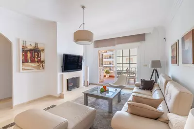 Middle Floor Apartment in Nueva Andalucía