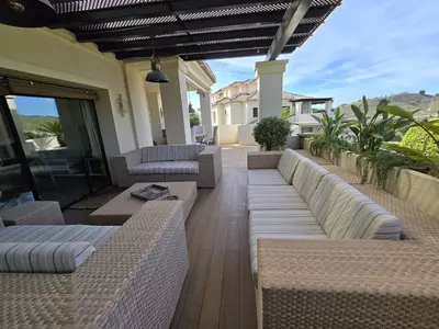 Middle Floor Apartment in Benahavís
