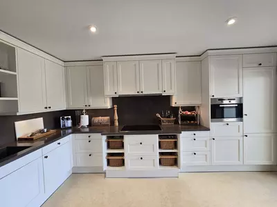 Middle Floor Apartment in Benahavís