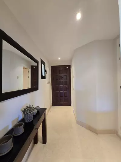 Middle Floor Apartment in Benahavís