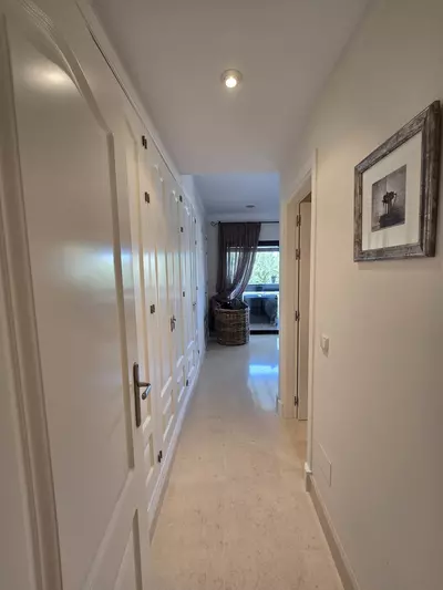 Middle Floor Apartment in Benahavís