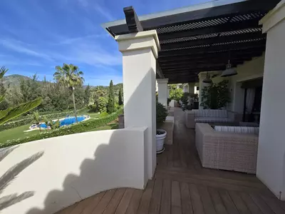 Middle Floor Apartment in Benahavís