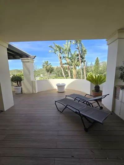 Middle Floor Apartment in Benahavís