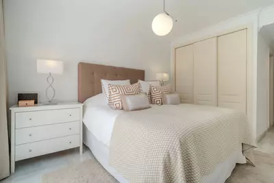 Top Floor Apartment in Nueva Andalucía