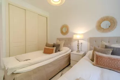 Top Floor Apartment in Nueva Andalucía