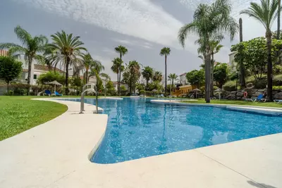 Top Floor Apartment in Nueva Andalucía
