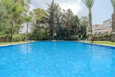 Top Floor Apartment in Nueva Andalucía