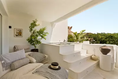 Middle Floor Apartment in Benahavís