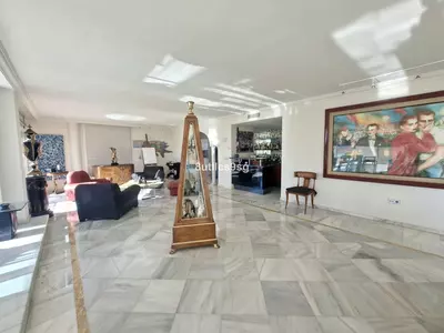 Middle Floor Apartment in Nueva Andalucía
