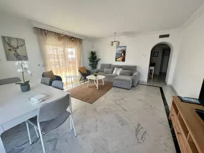 Middle Floor Apartment in Puerto Banús