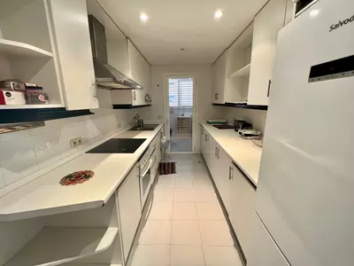 Middle Floor Apartment in Puerto Banús