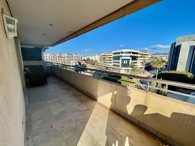 Middle Floor Apartment in Puerto Banús