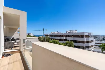 Top Floor Apartment in Estepona