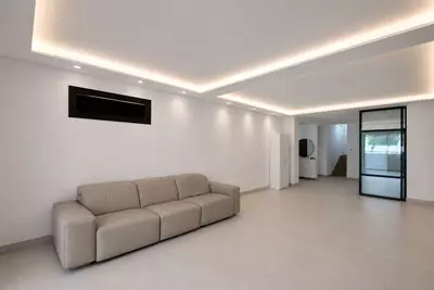 Semi-Detached House in Nueva Andalucía