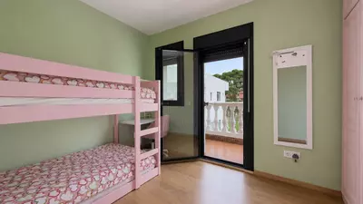 Semi-Detached House in Nueva Andalucía