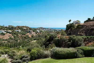 Middle Floor Apartment in Benahavís