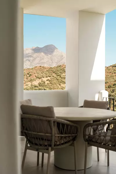 Middle Floor Apartment in Benahavís