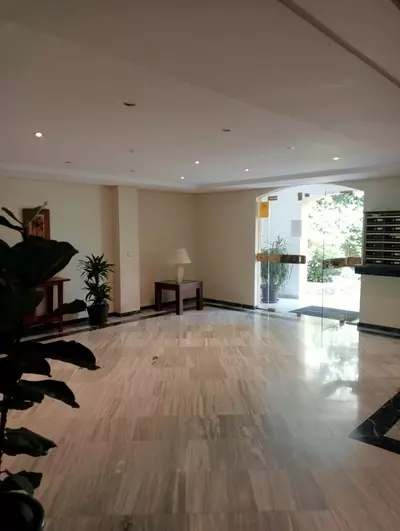 Middle Floor Apartment in Marbella