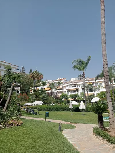 Middle Floor Apartment in Marbella