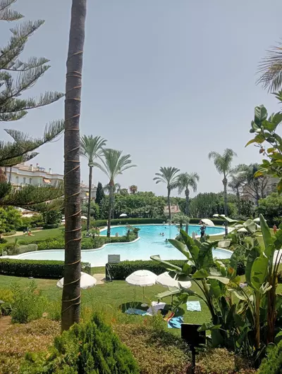 Middle Floor Apartment in Marbella
