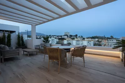 Middle Floor Apartment in Nueva Andalucía