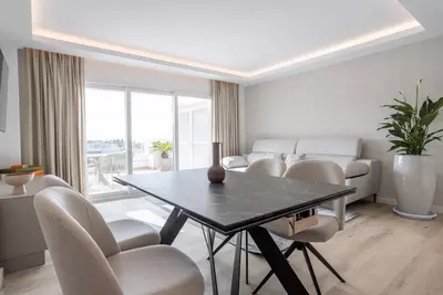 Middle Floor Apartment in Nueva Andalucía