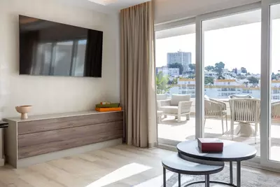 Middle Floor Apartment in Nueva Andalucía