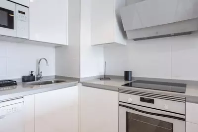 Middle Floor Apartment in Nueva Andalucía