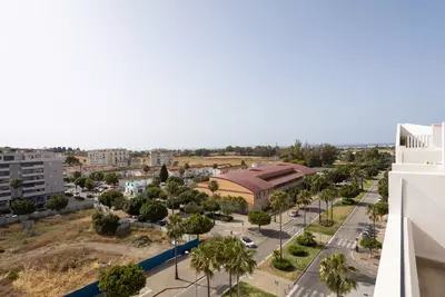 Middle Floor Apartment in Nueva Andalucía