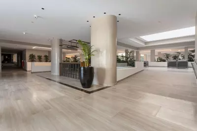 Middle Floor Apartment in Nueva Andalucía