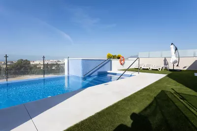 Middle Floor Apartment in Nueva Andalucía