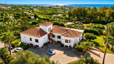 Finca - Cortijo in Estepona