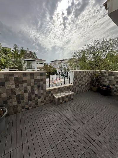 Middle Floor Apartment in Puerto Banús