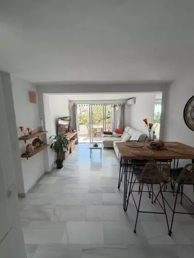 Middle Floor Apartment in Marbella