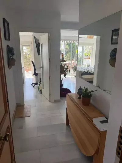 Middle Floor Apartment in Marbella