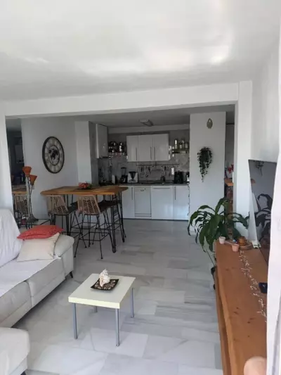 Middle Floor Apartment in Marbella