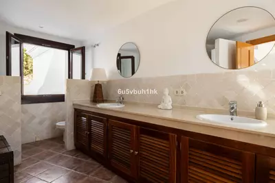 Detached Villa in Estepona