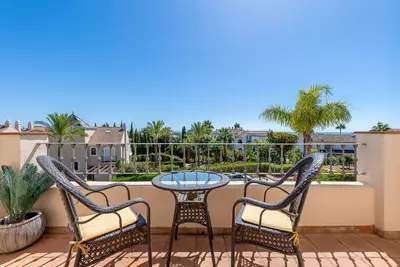 Townhouse in El Paraiso