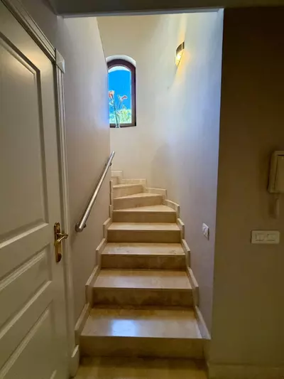 Townhouse in El Paraiso