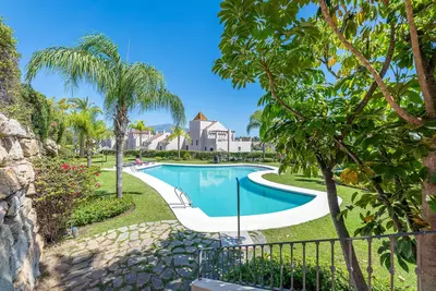 Townhouse in El Paraiso