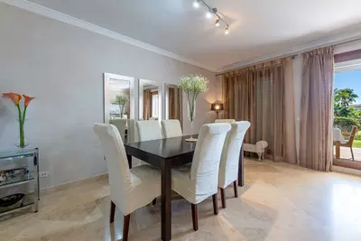 Townhouse in El Paraiso