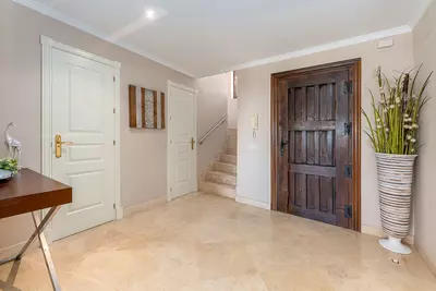 Townhouse in El Paraiso